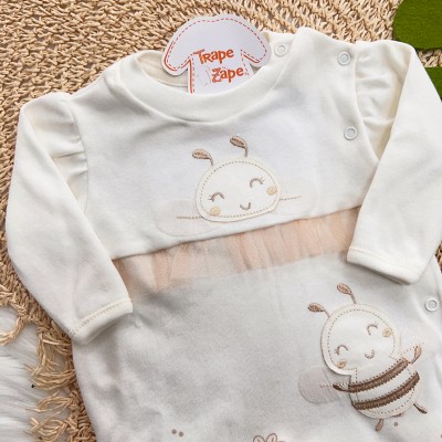 Macacão Malha Trape Zape - Abelha Fofa com Tule - Off White e Rose